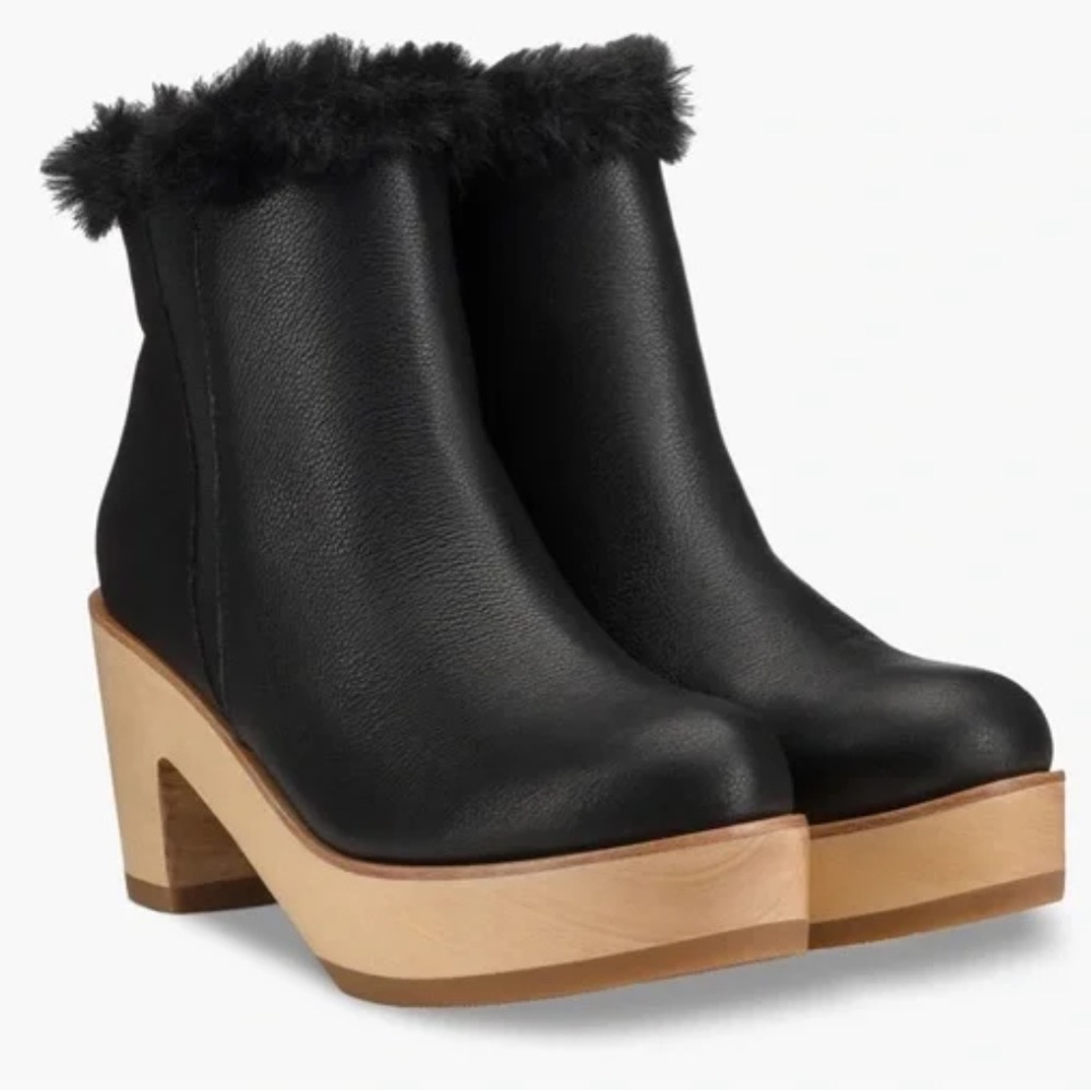 Ariana Bohling Lined Clog Boot Size 9